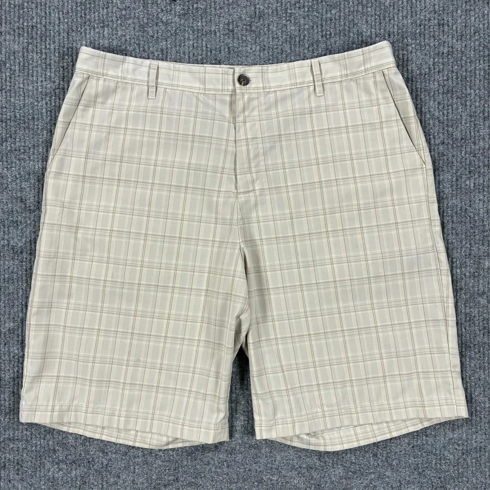 Adidas Mens Chino Shorts Size 38 Beige Plaid Flat Front High Rise Outdoor